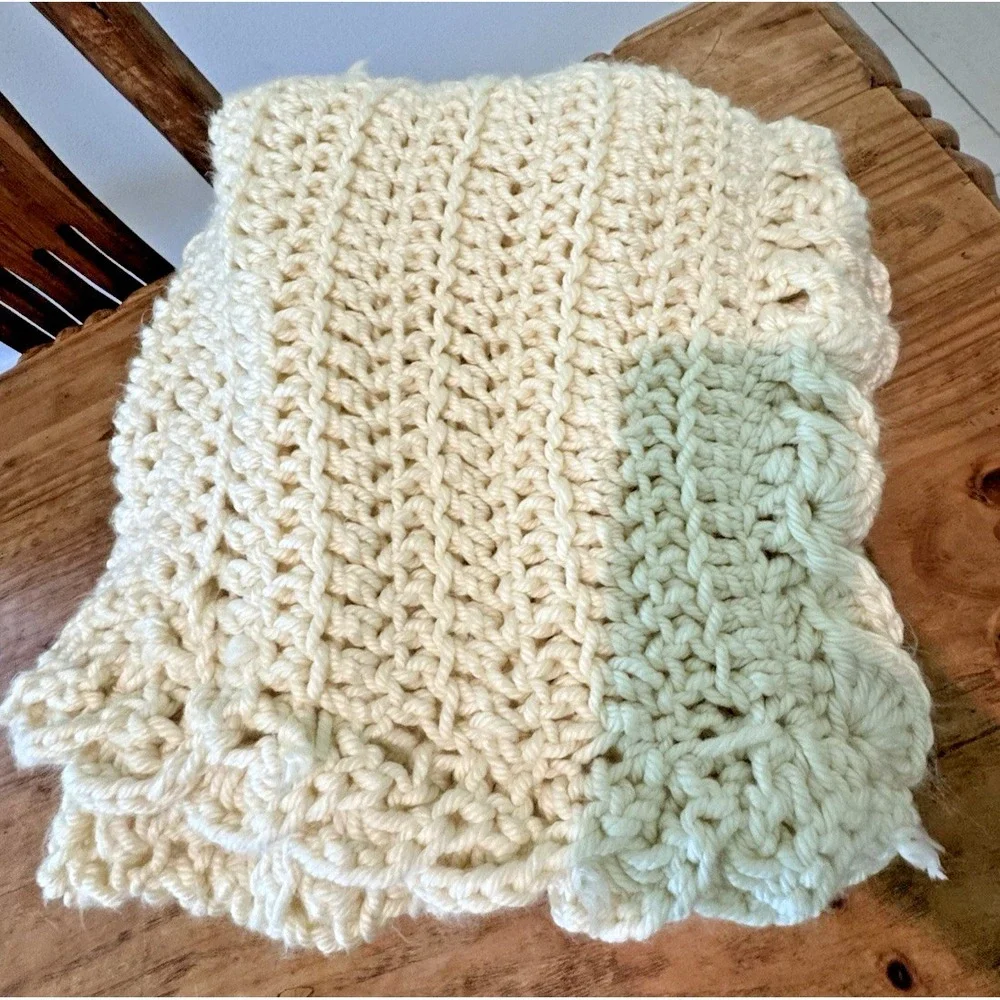 Afghan Blanket Wrap Crochet Handmade Bulky Chunky Baby Lap Ivory 45 X 39